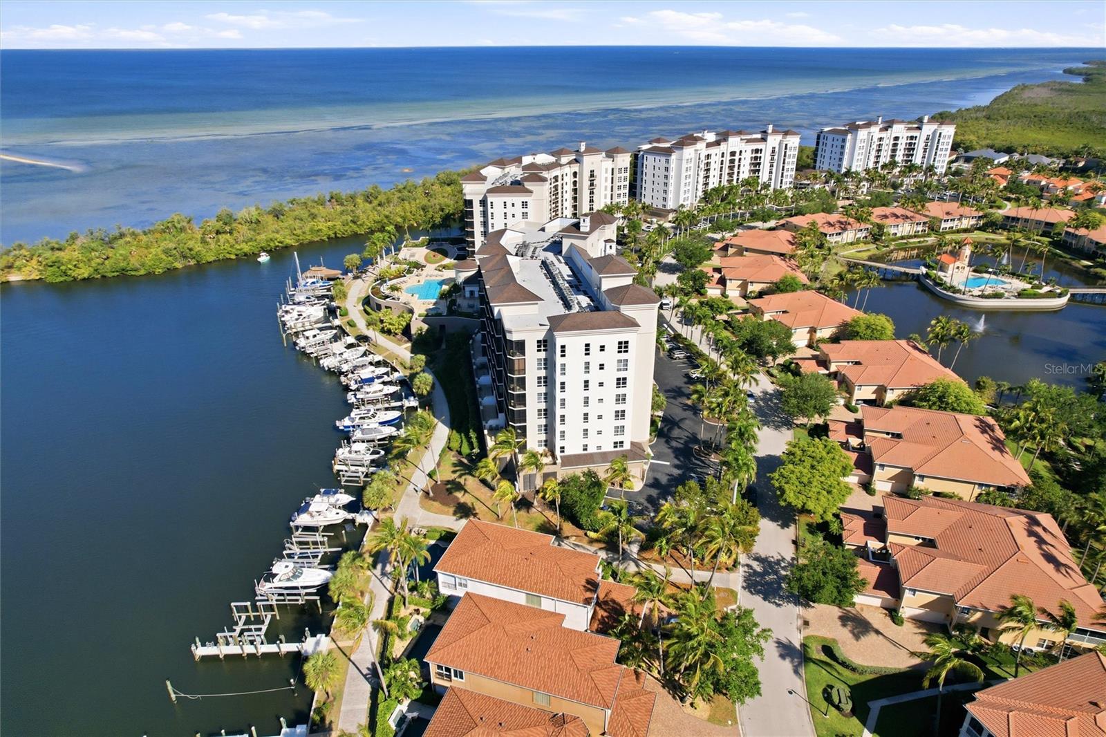 GRANDE ISLE TOWERS I & 02 PH I - Residential