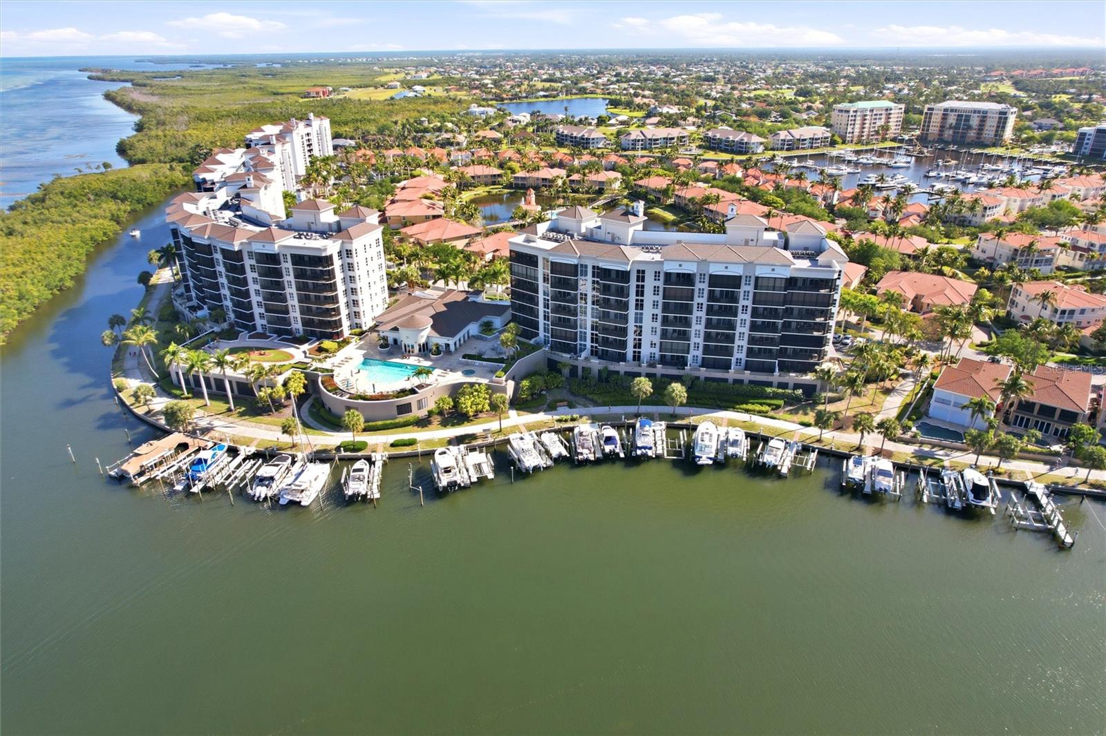 GRANDE ISLE TOWERS I & 02 PH I - Residential