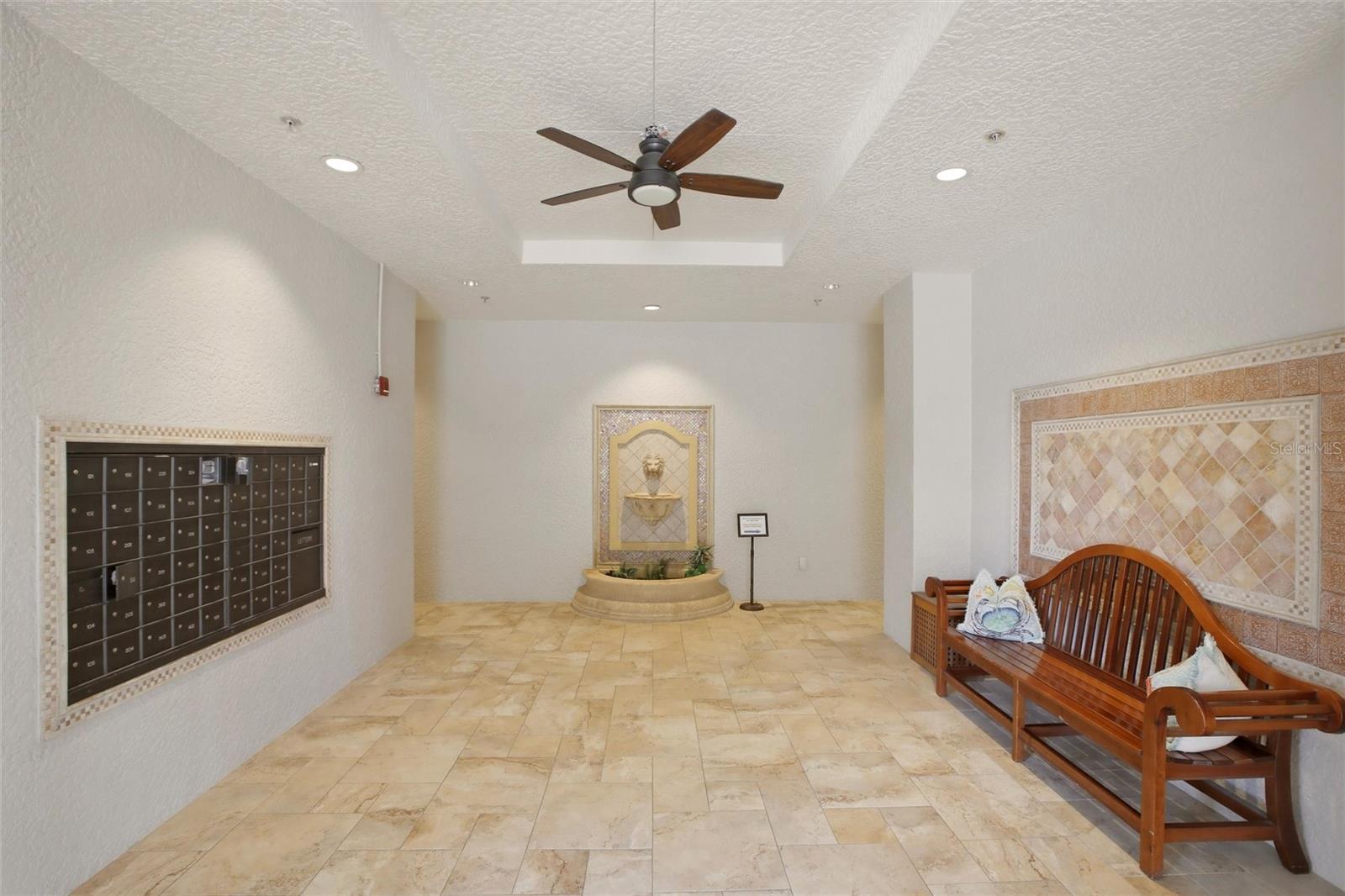 GRANDE ISLE TOWERS I & 02 PH I - Residential