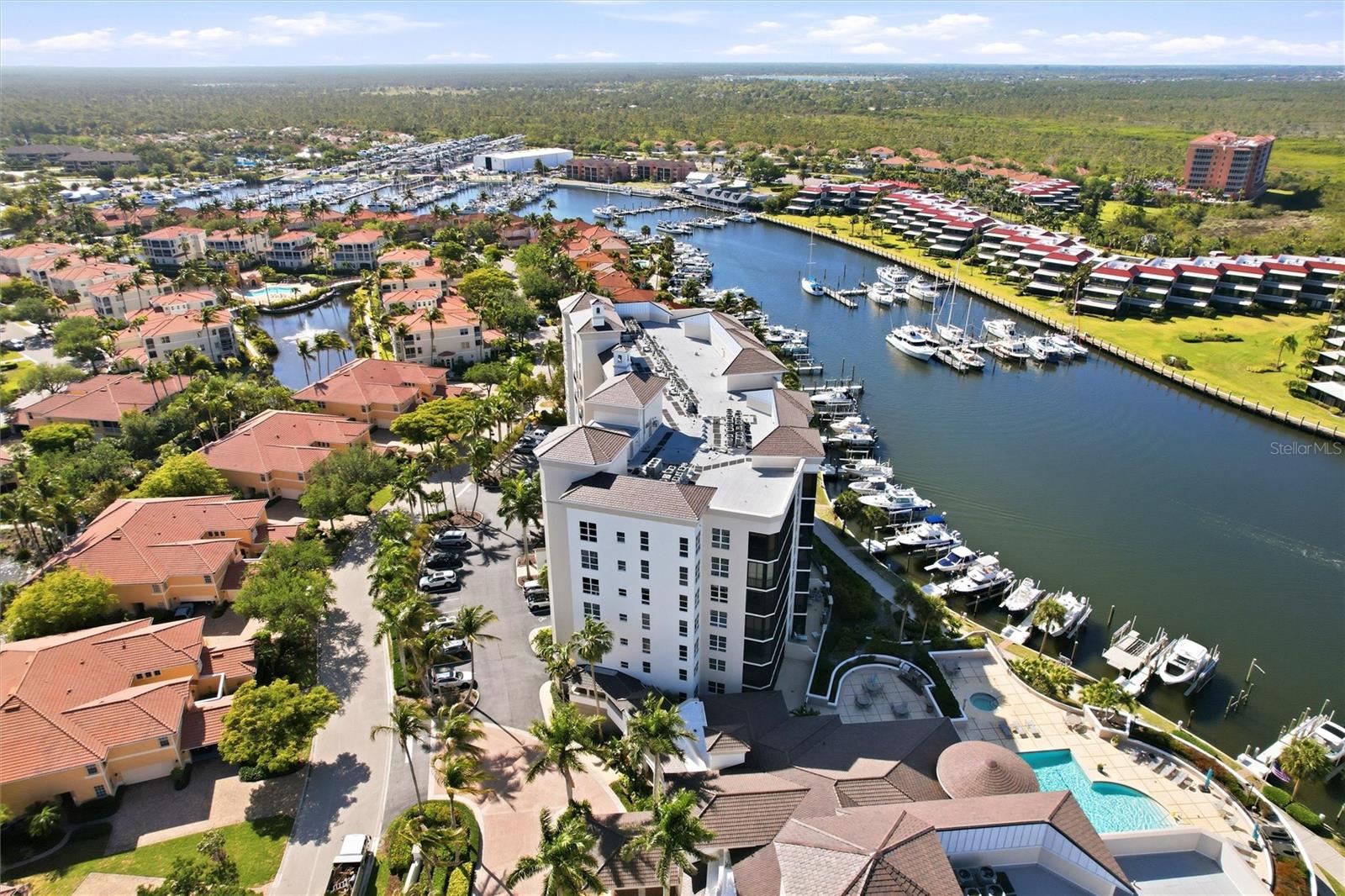 GRANDE ISLE TOWERS I & 02 PH I - Residential