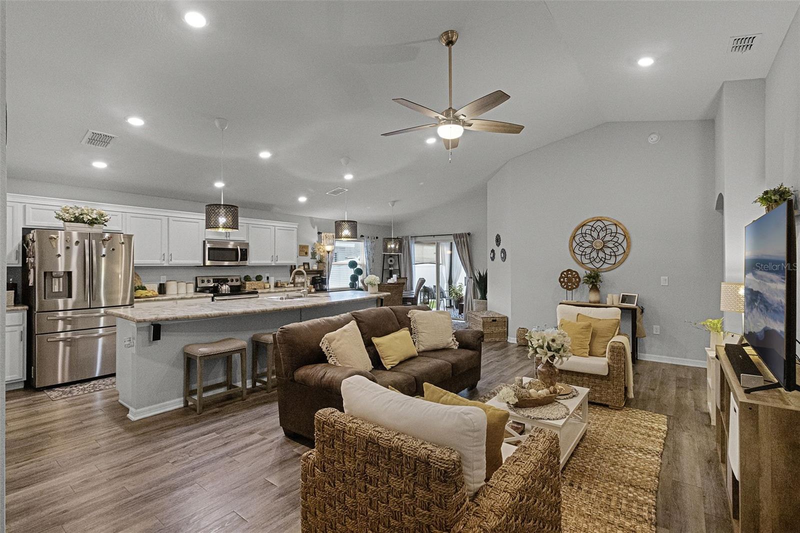 475 MONTICELLI DRIVE