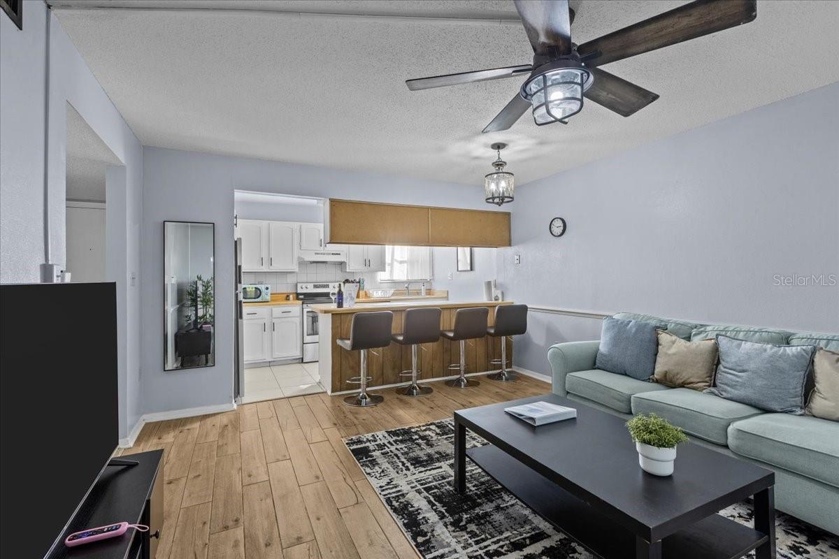 2811 SW ARCHER ROAD Z241