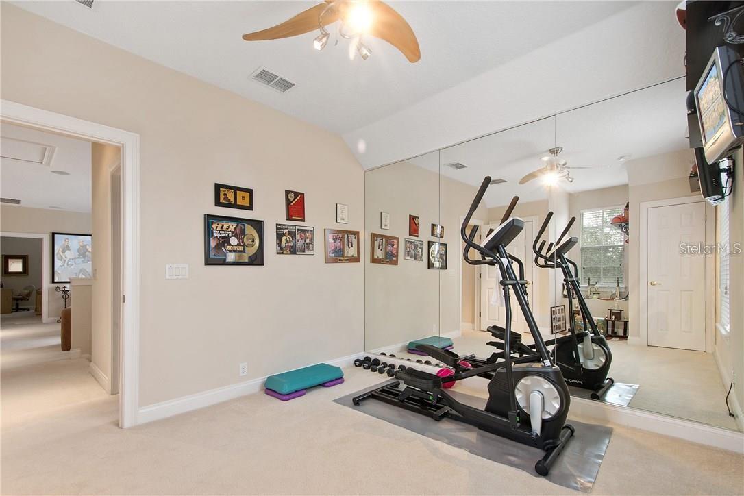 KEENES POINTE - Residential