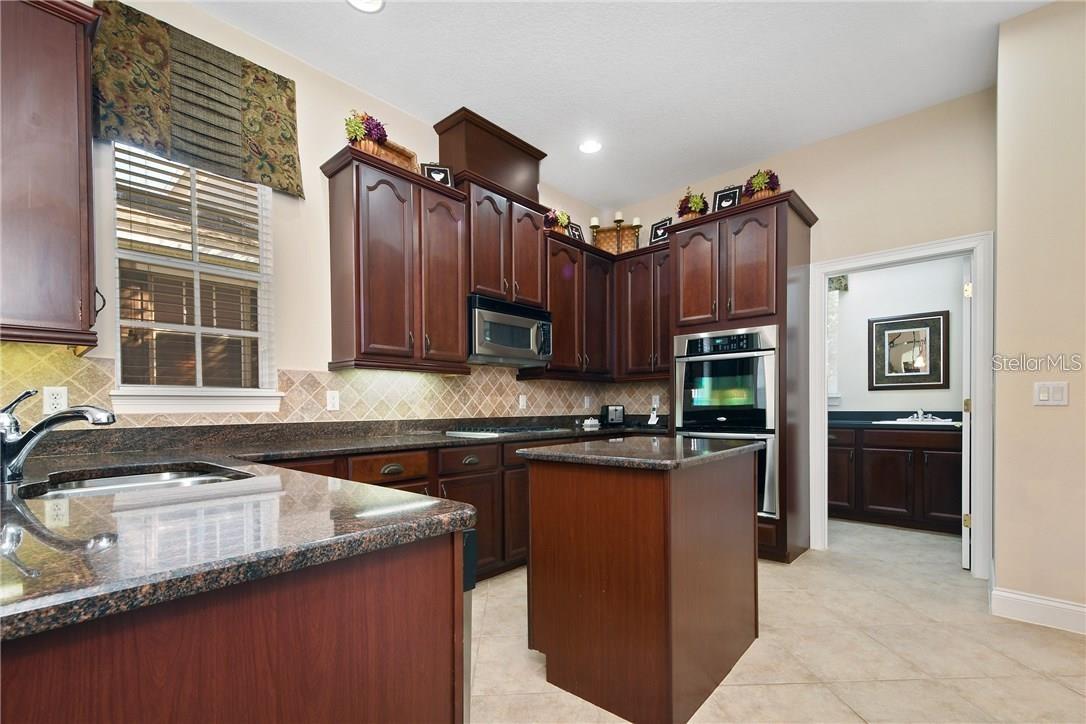 KEENES POINTE - Residential