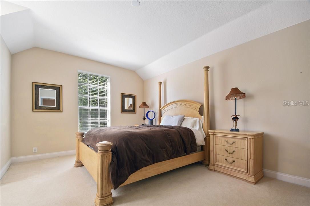 KEENES POINTE - Residential