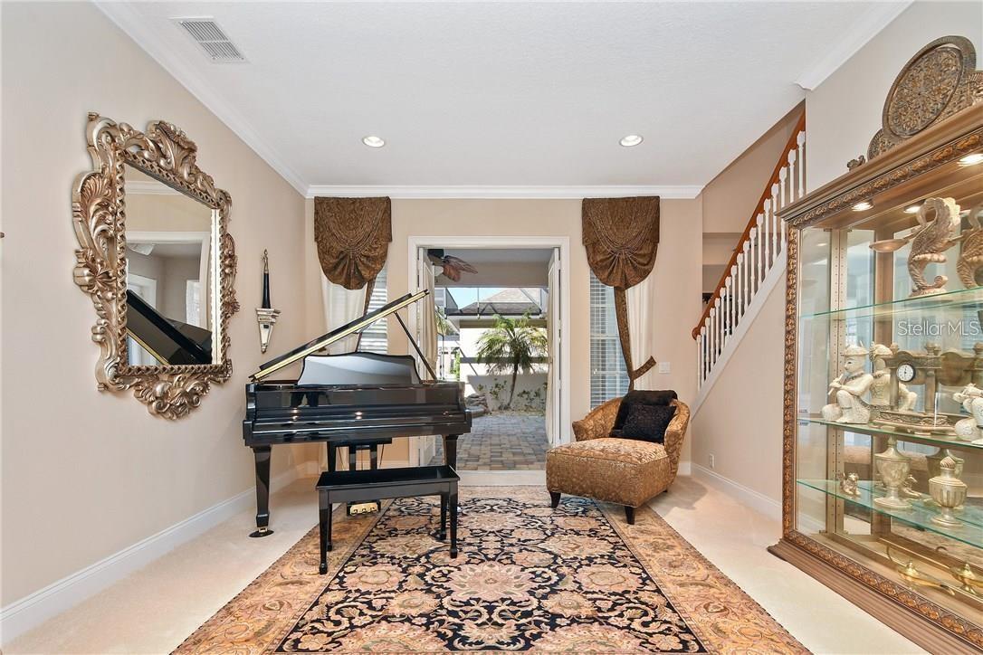 KEENES POINTE - Residential