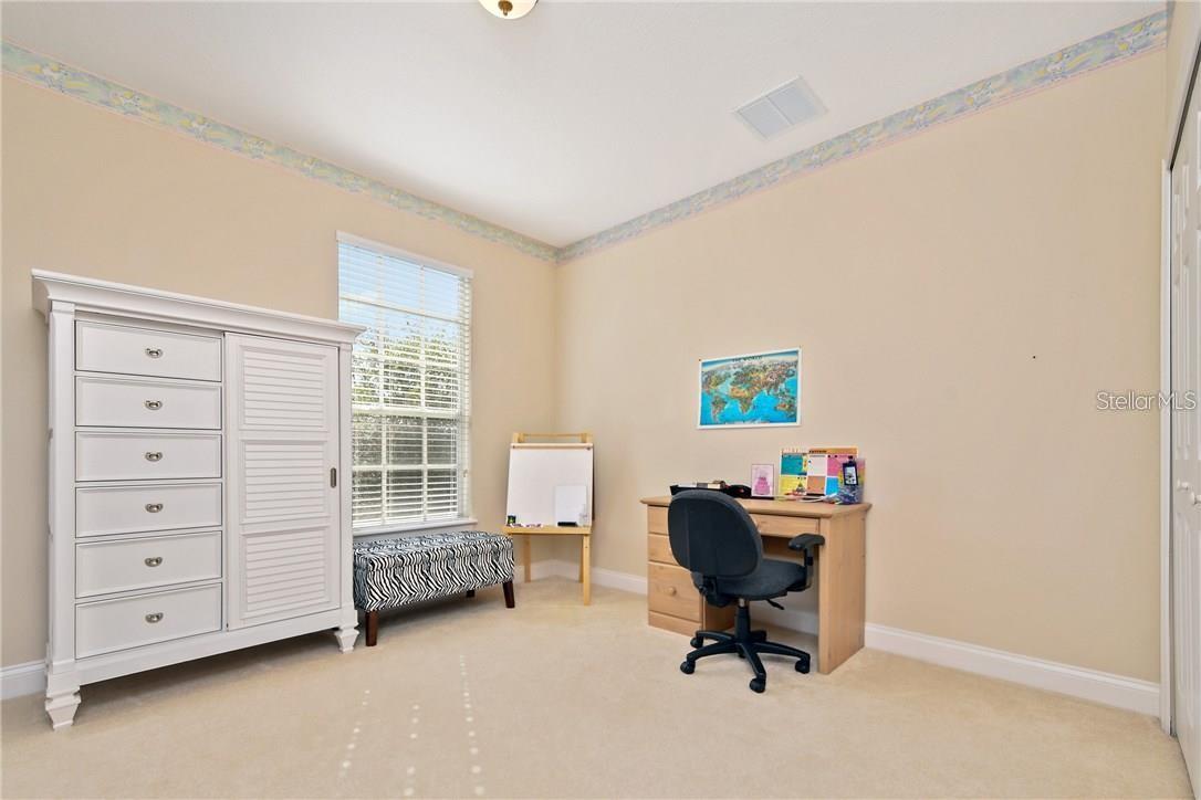 KEENES POINTE - Residential