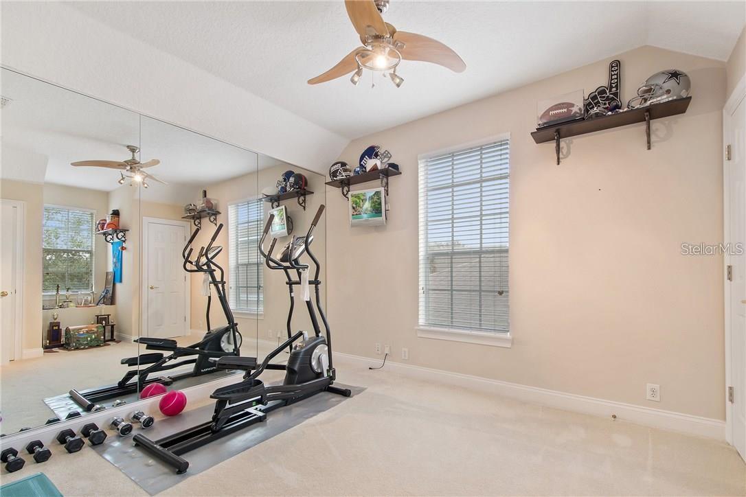 KEENES POINTE - Residential