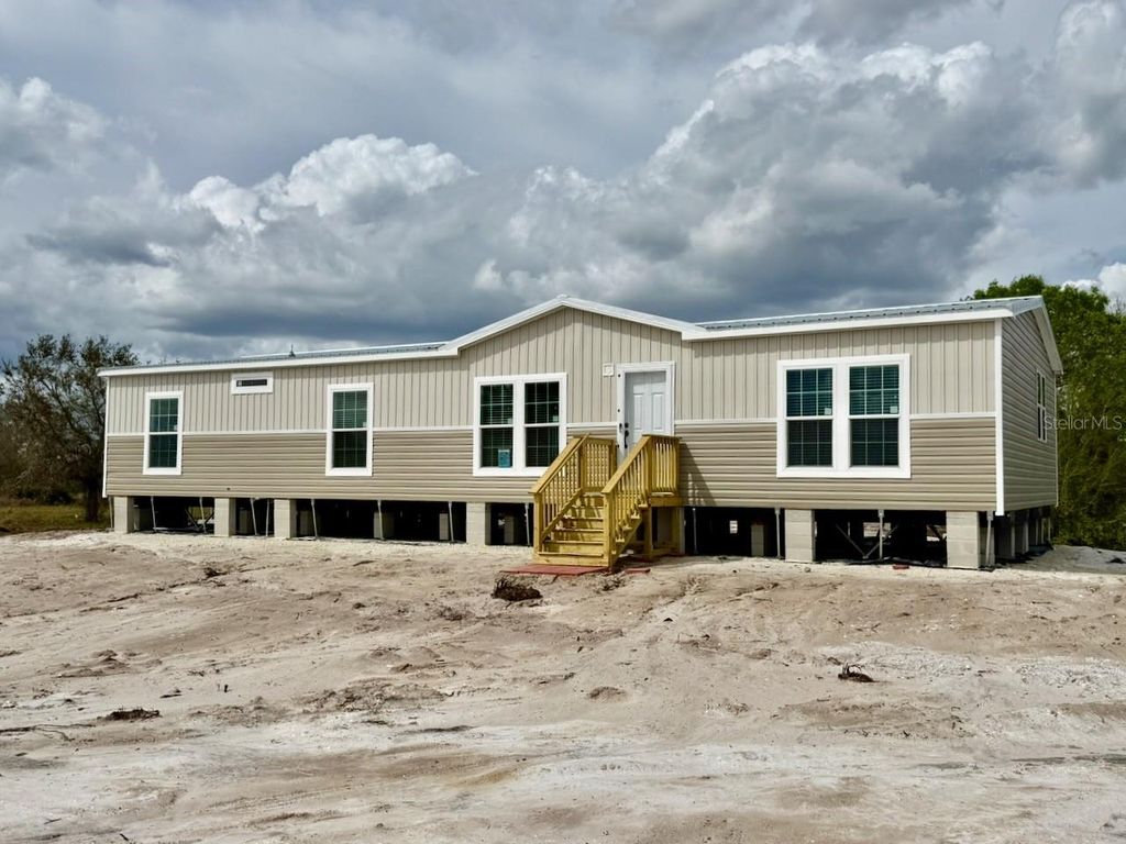 Photo of 15033 NW 264th Street, Okeechobee, FL 34972 (MLS # A4686576)