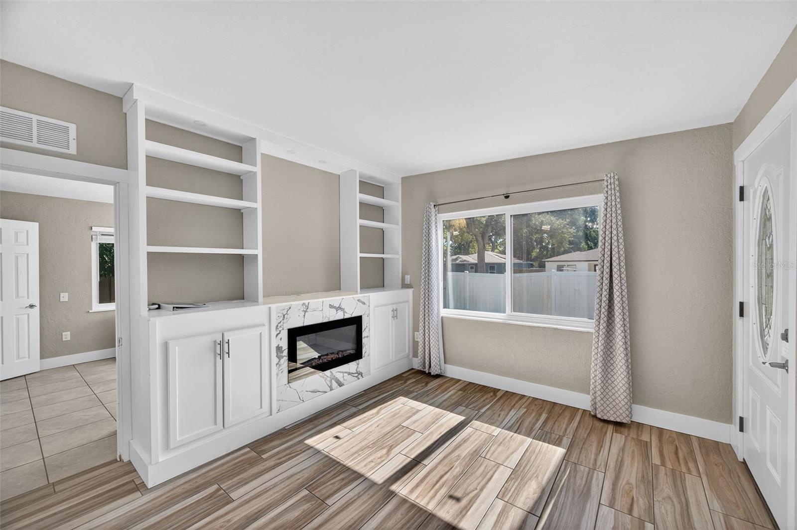 WEST SHADOW LAWN - Residential Lease