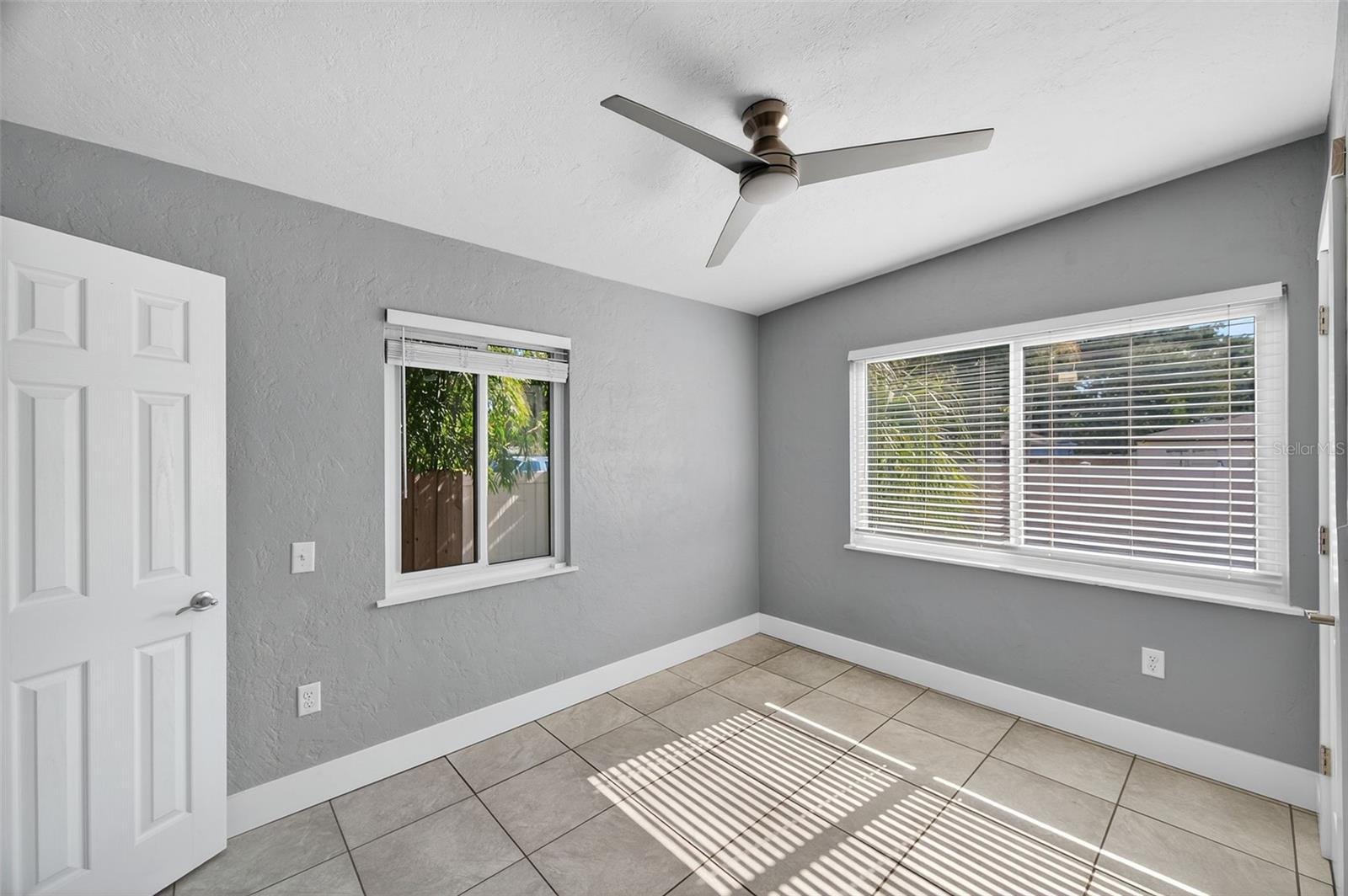 WEST SHADOW LAWN - Residential Lease