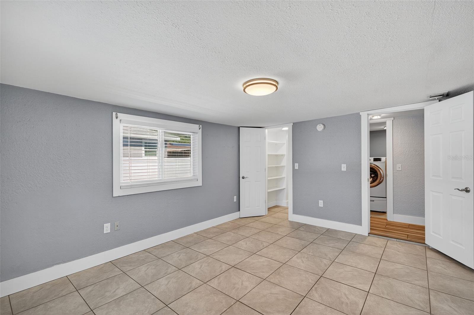 WEST SHADOW LAWN - Residential Lease