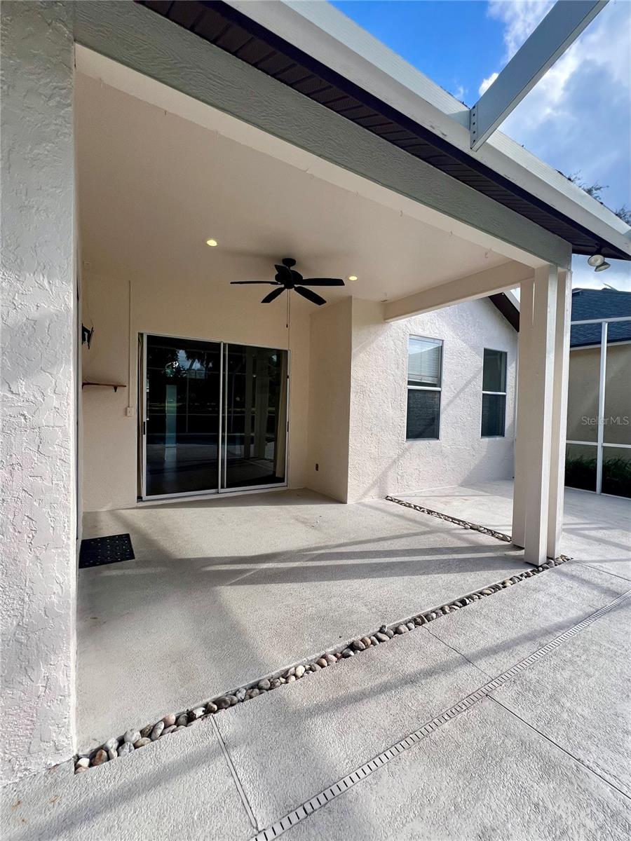 RIVER HILLS COUNTRY CLUB PH - Residential