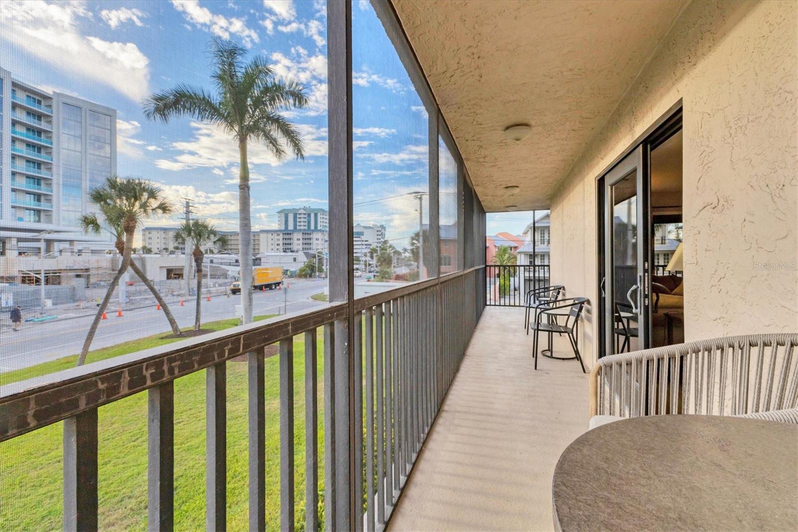 LIDO TOWERS - Residential