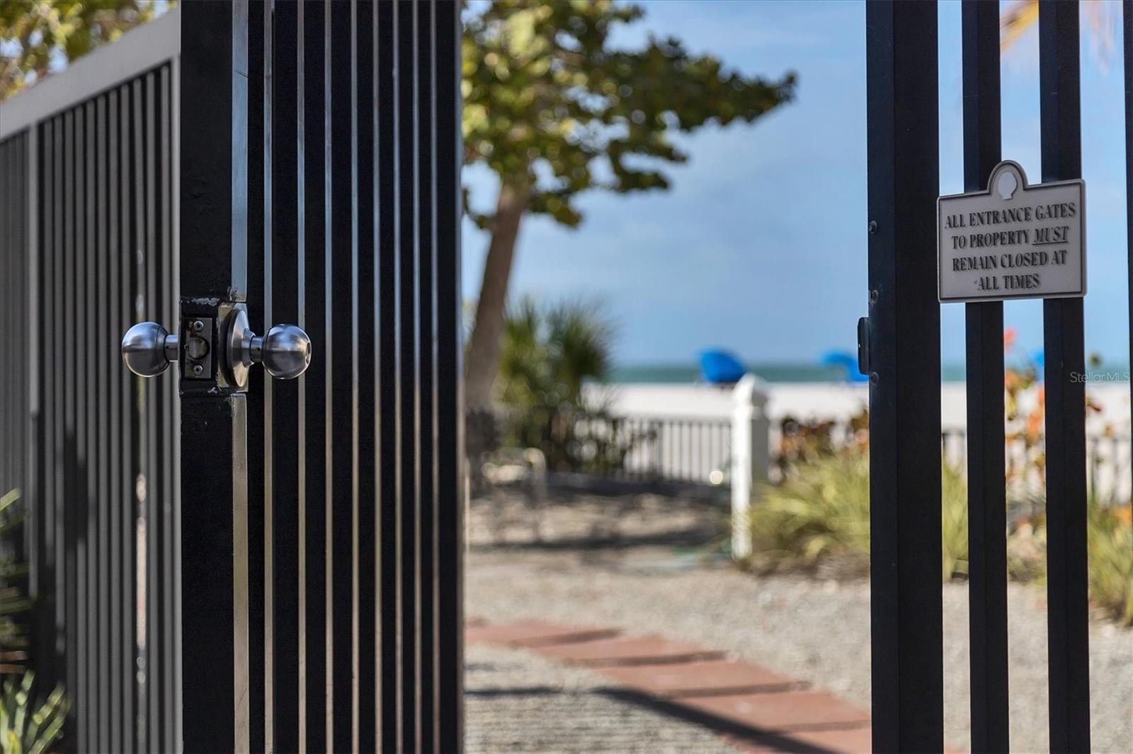 LIDO TOWERS - Residential