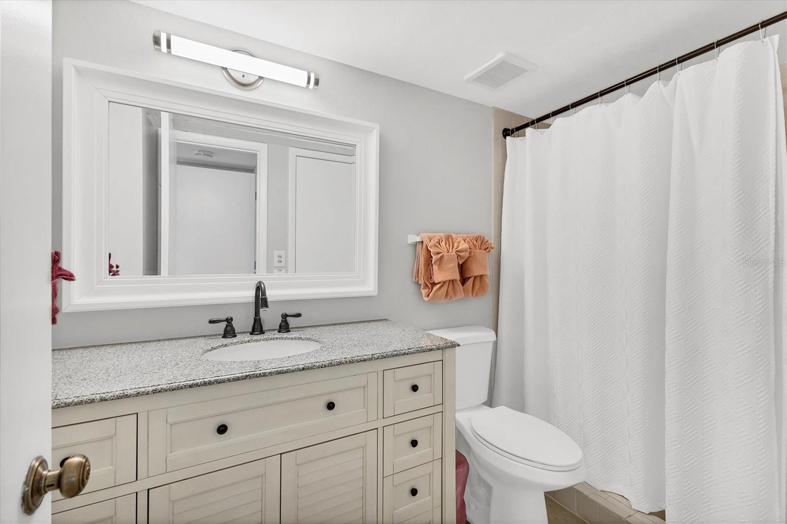 LIDO TOWERS - Residential