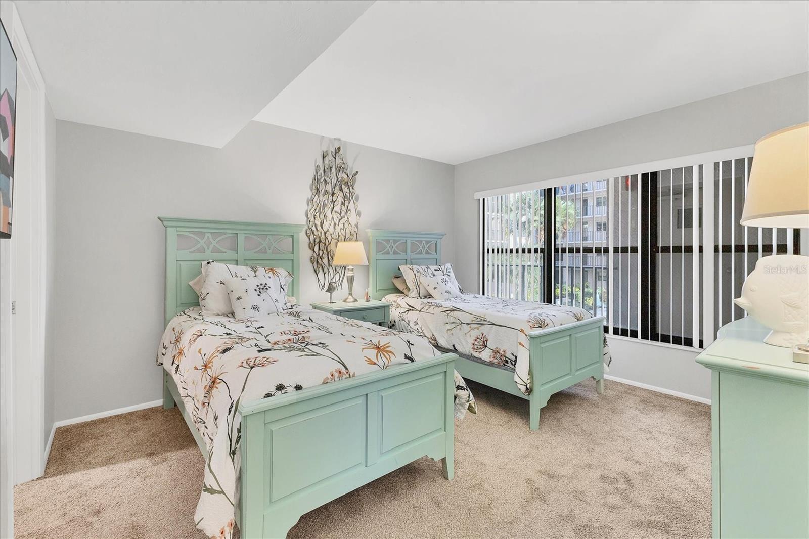 LIDO TOWERS - Residential