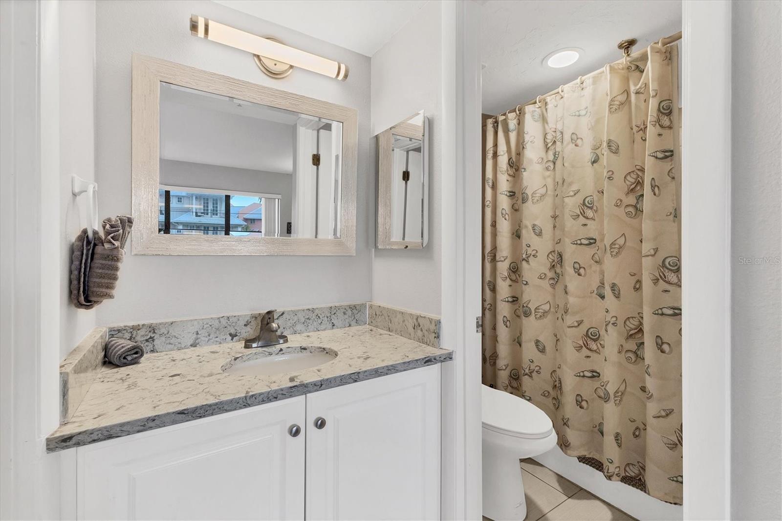 LIDO TOWERS - Residential