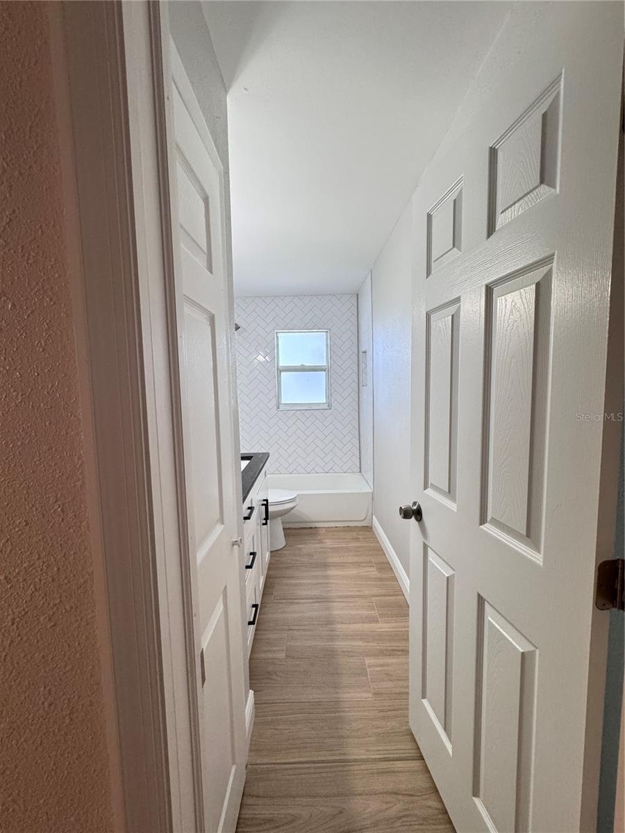 DEXTER PARK 1ST ADD - Residential Lease