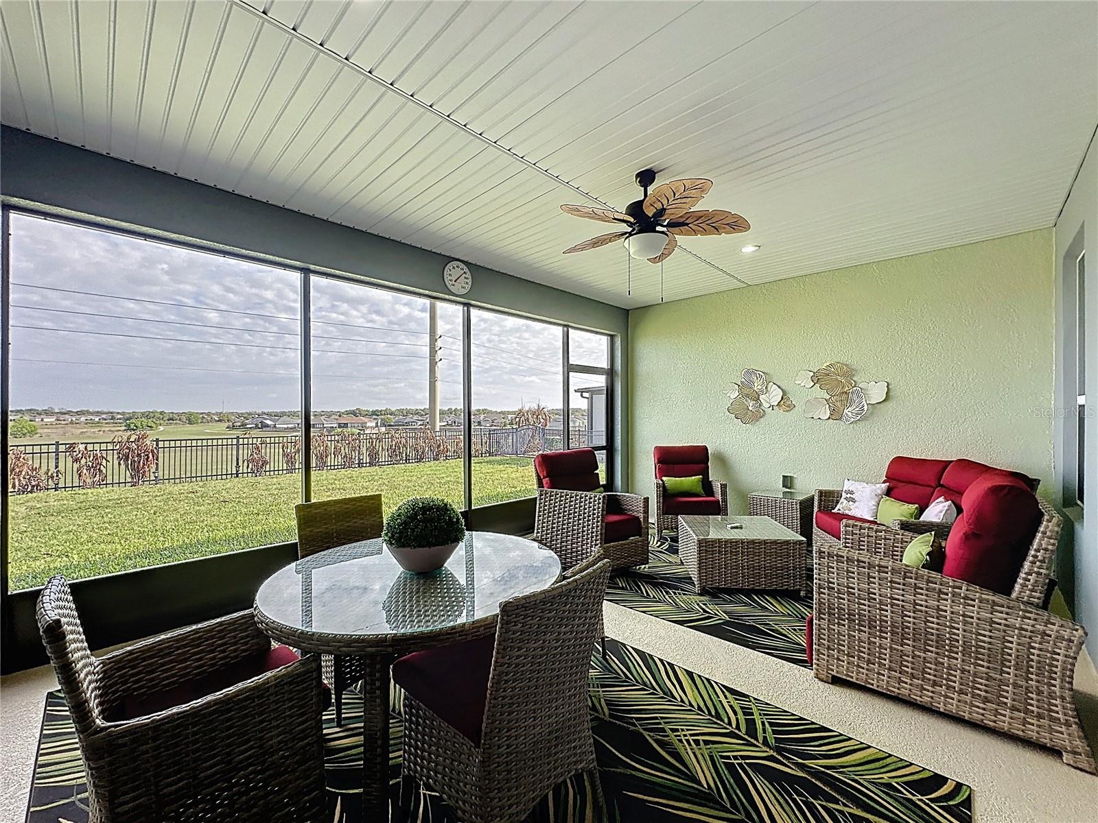 CASCADES OF GROVELAND (TRILOGY) - Residential