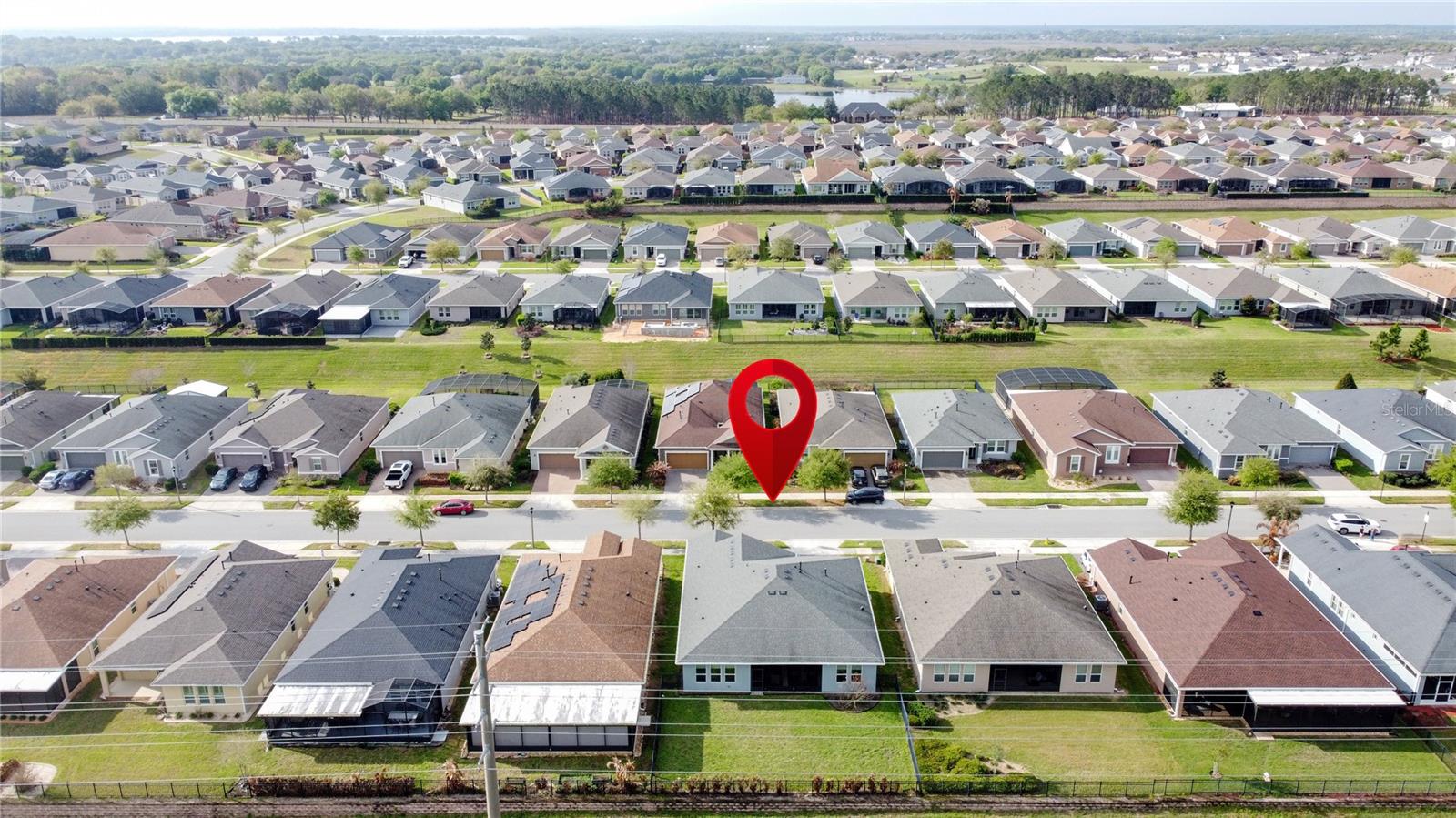 CASCADES OF GROVELAND (TRILOGY) - Residential