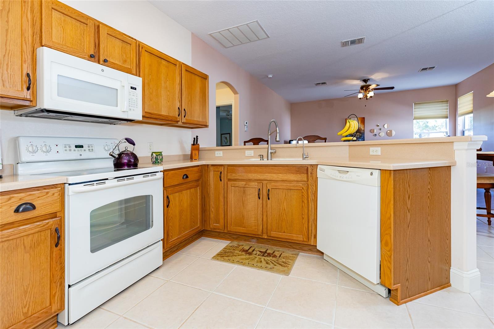 SUMMERGLEN - Residential