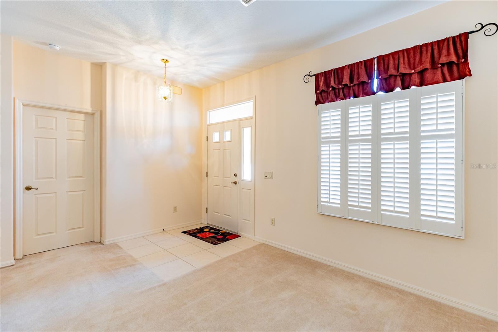 SUMMERGLEN - Residential