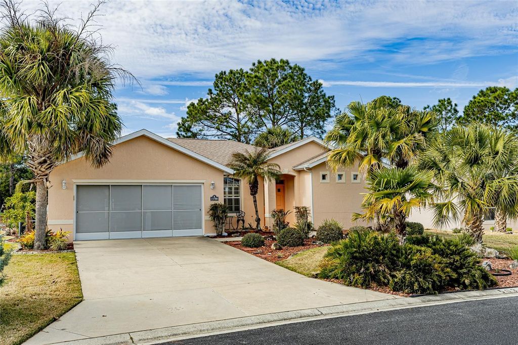 Photo of 15788 SW 11th Terrace Road, Ocala, FL 34473 (MLS # OM717246)
