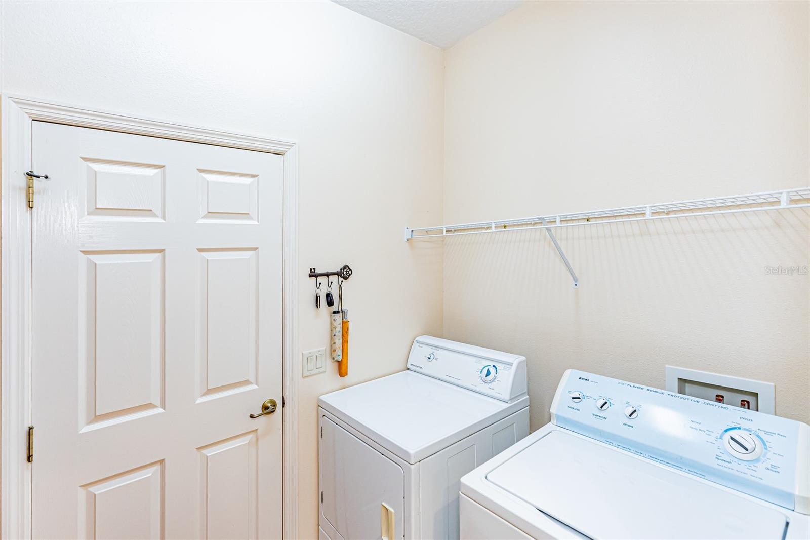 SUMMERGLEN - Residential