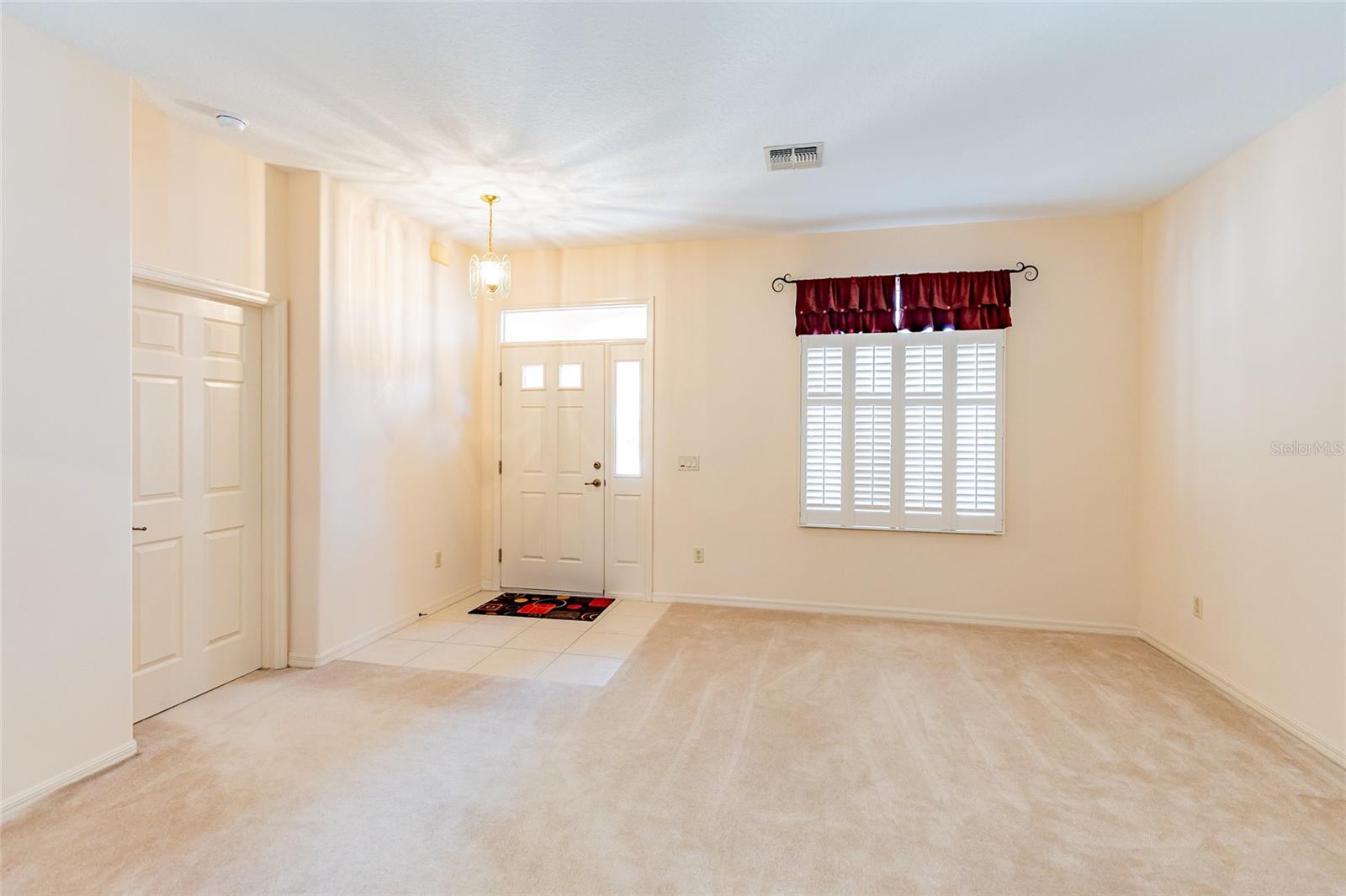 SUMMERGLEN - Residential