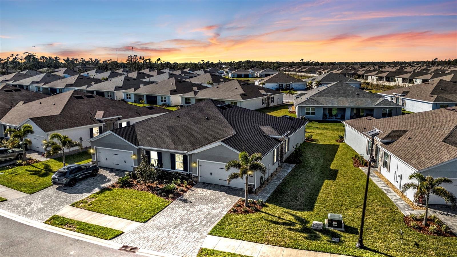 PALMS/WEST PORT - Residential