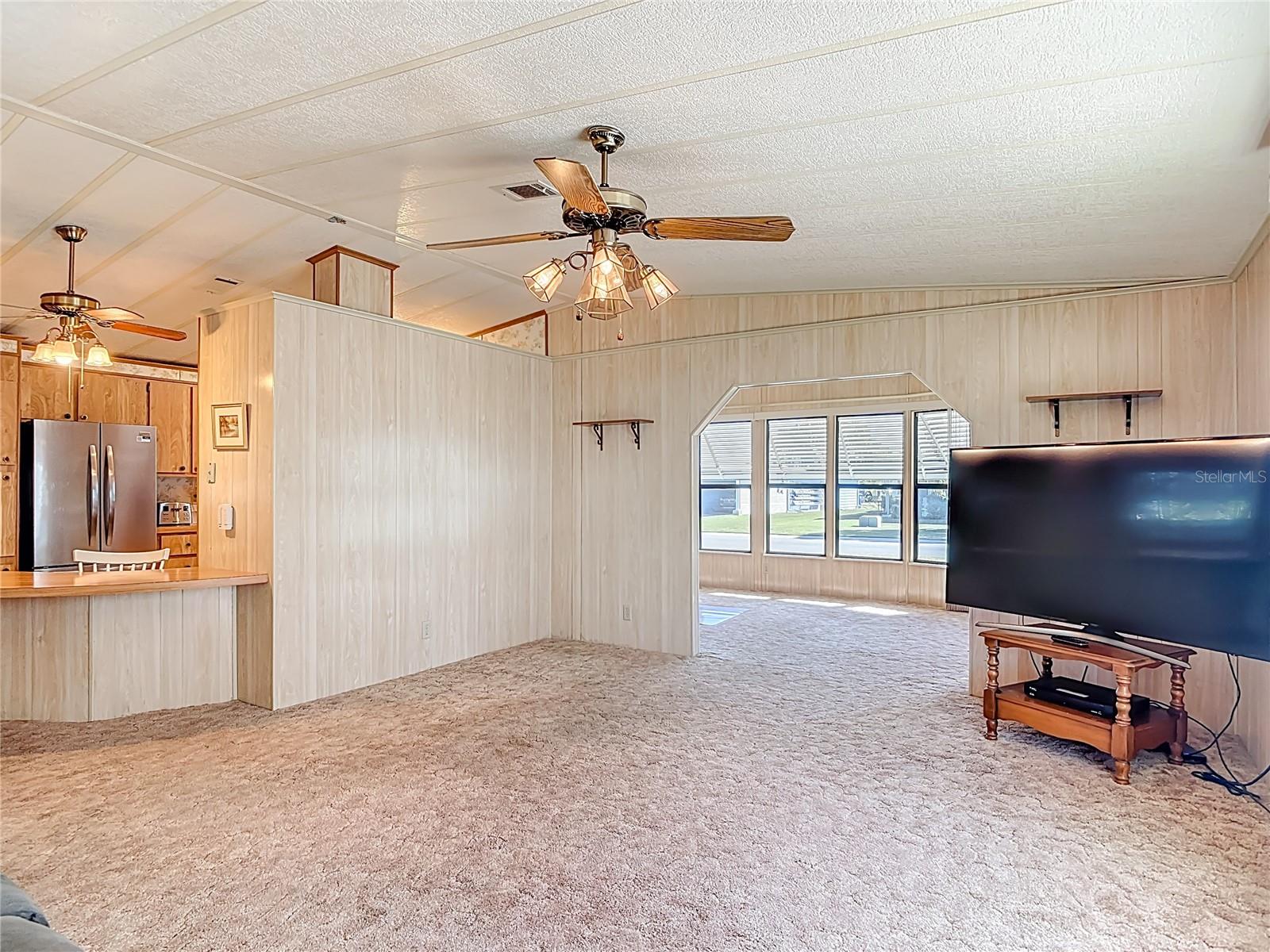 TAVARES LAKE FRANCES ESTATES - Residential