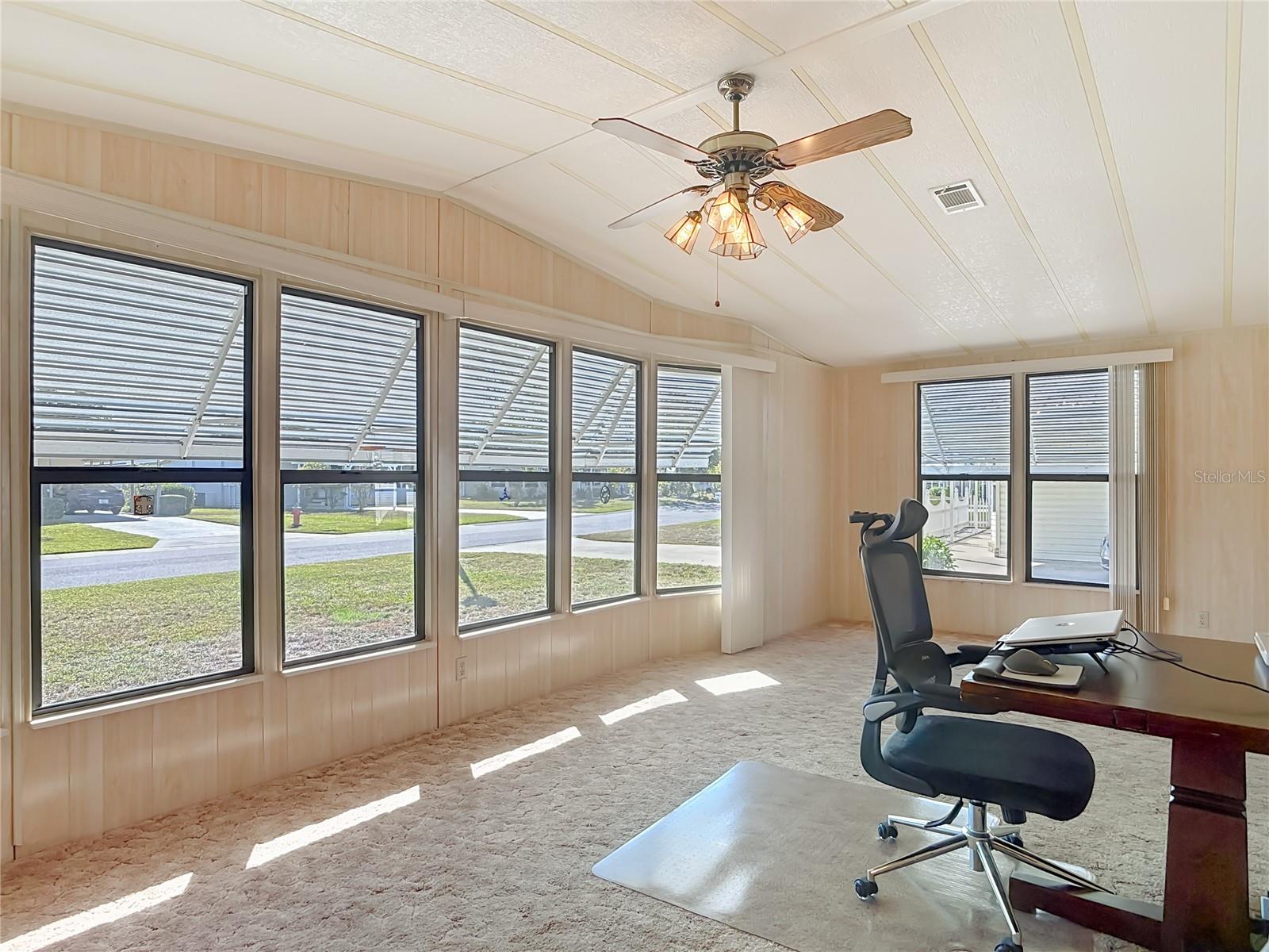 TAVARES LAKE FRANCES ESTATES - Residential