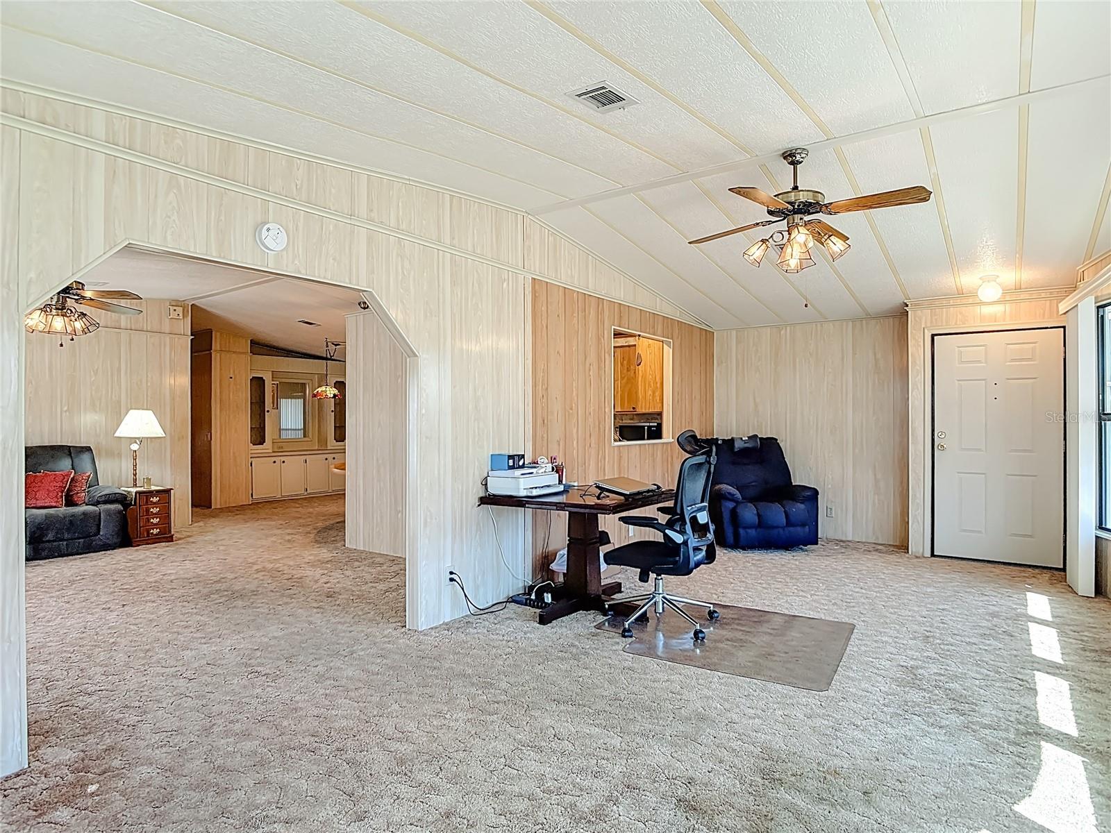 TAVARES LAKE FRANCES ESTATES - Residential