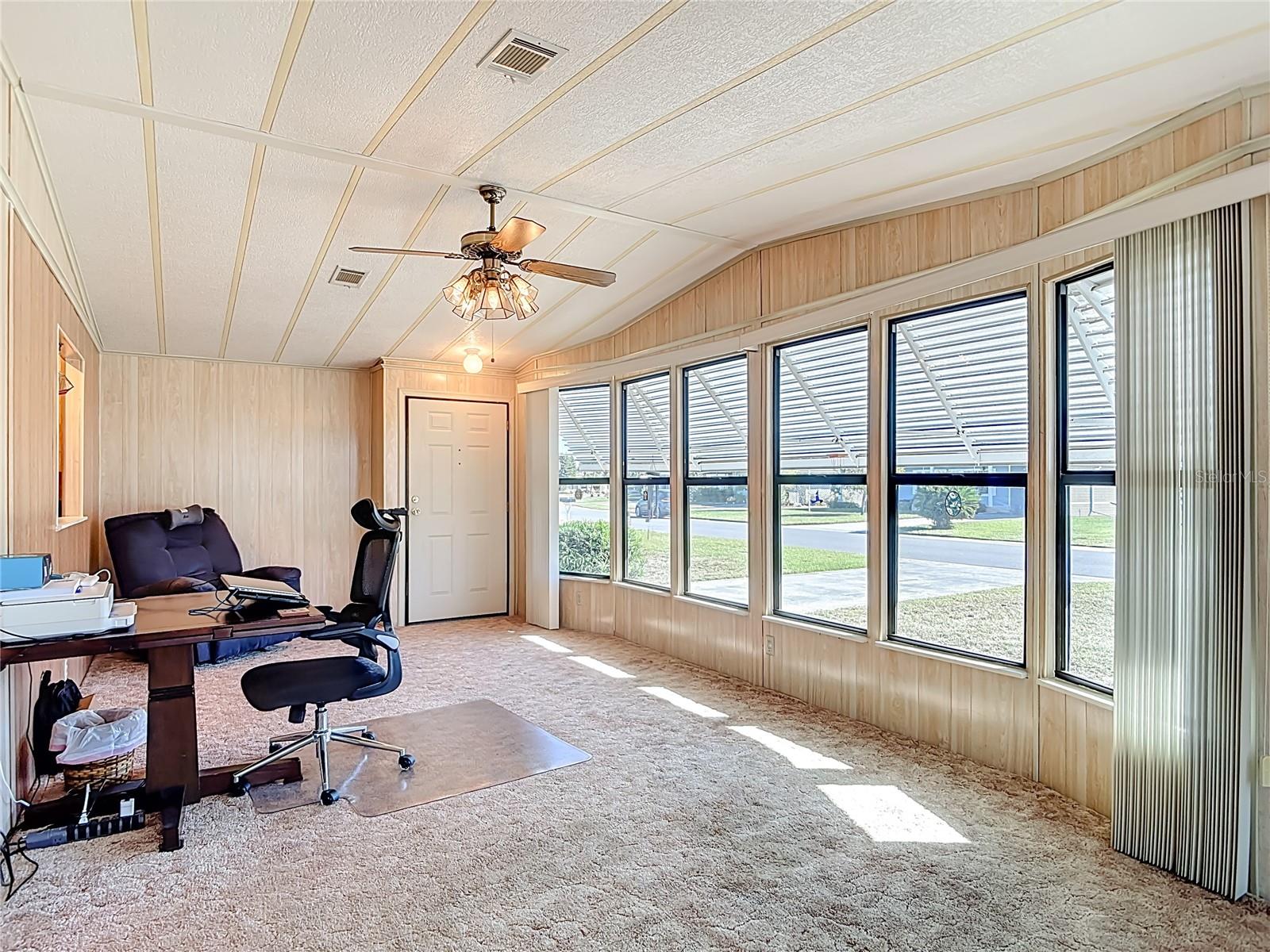 TAVARES LAKE FRANCES ESTATES - Residential