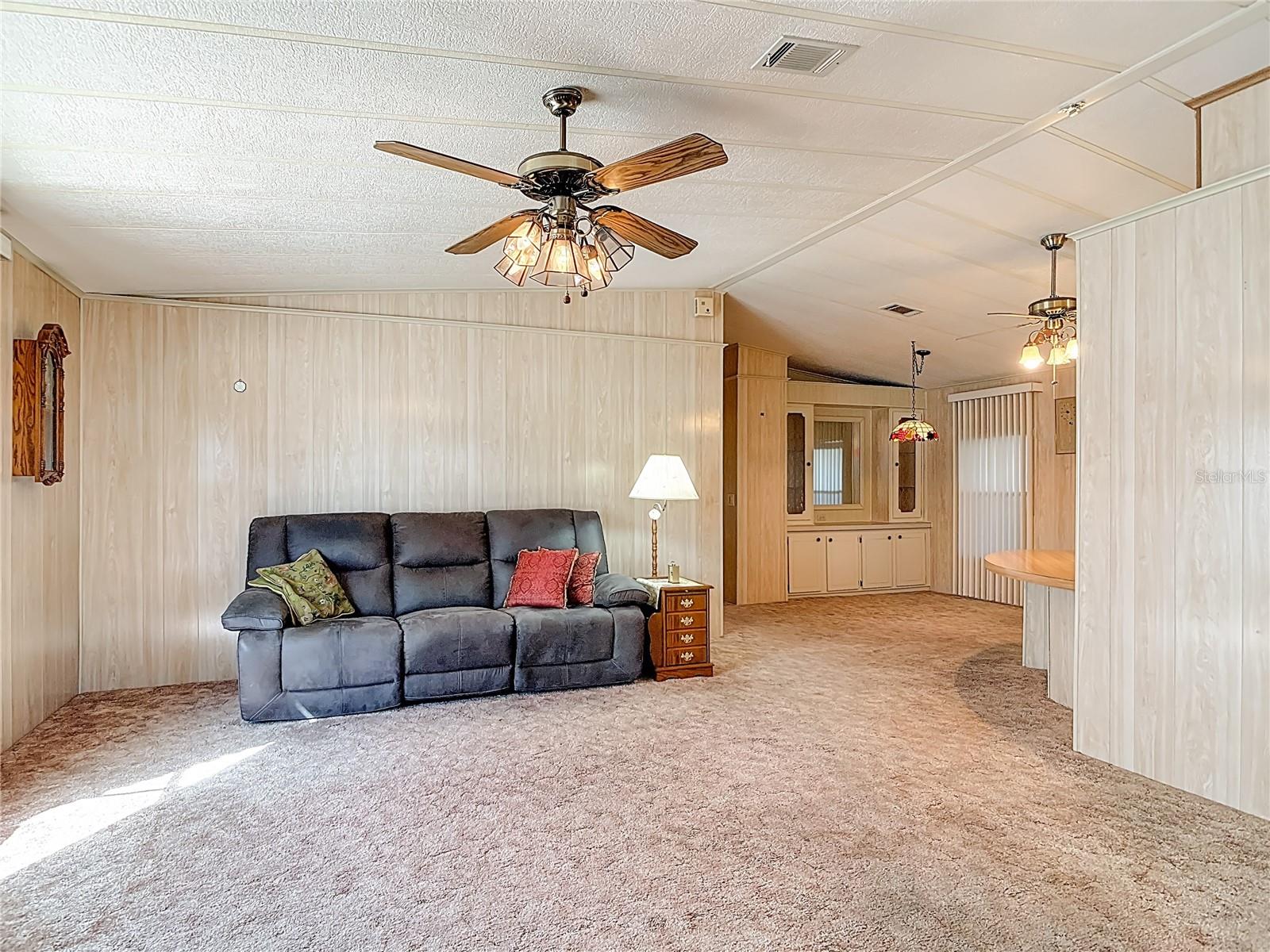 TAVARES LAKE FRANCES ESTATES - Residential