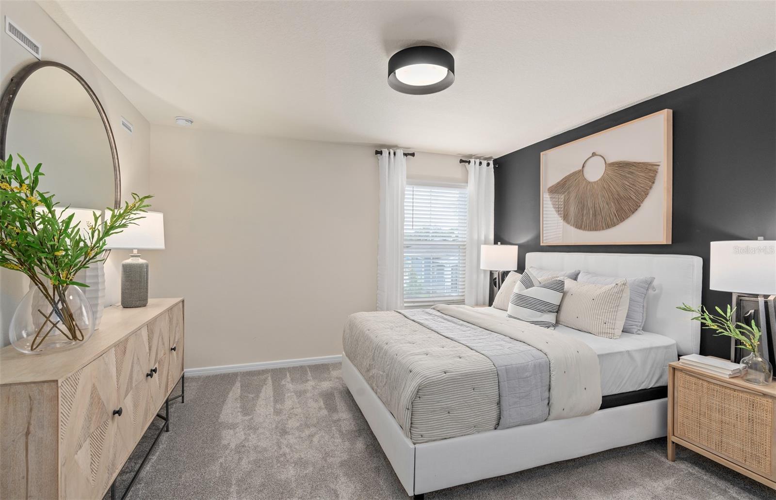 OVIEDO SQUARE - Residential