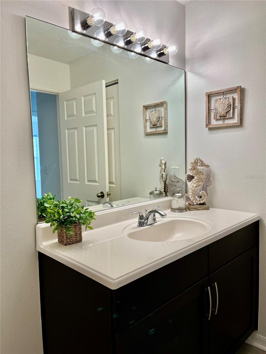 VILLAS AT LAKESIDE CONDO - Residential