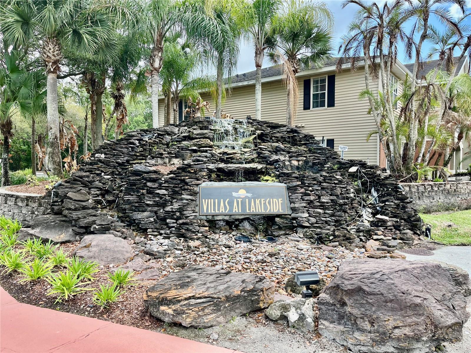 VILLAS AT LAKESIDE CONDO - Residential