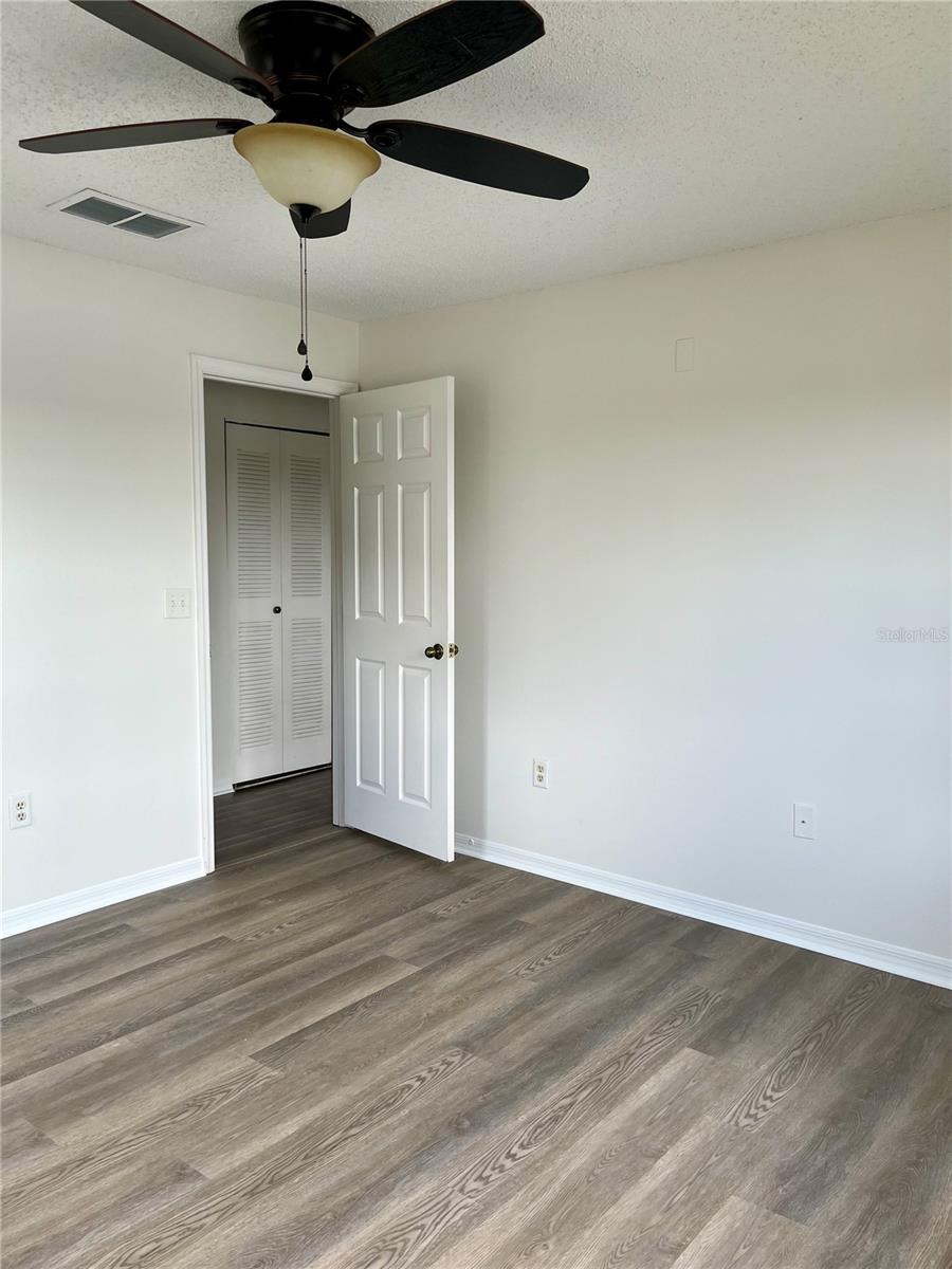 VILLAS AT LAKESIDE CONDO - Residential