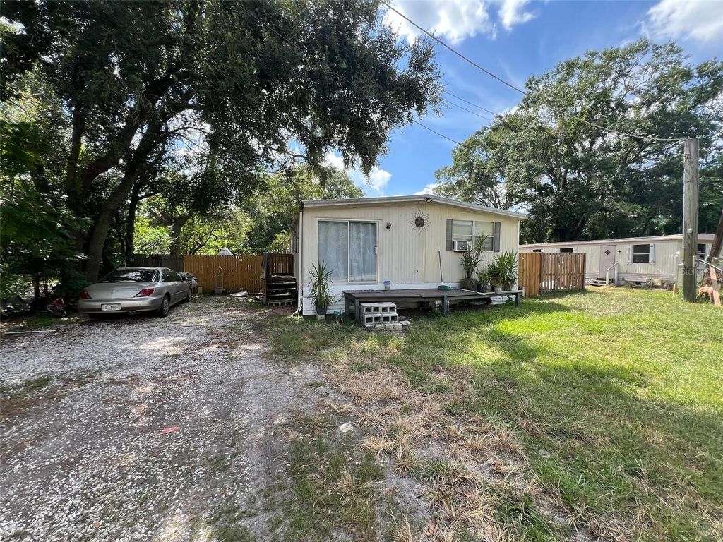 Photo of 18302 Crooked Lane, Lutz, FL 33548 (MLS # O6333669)
