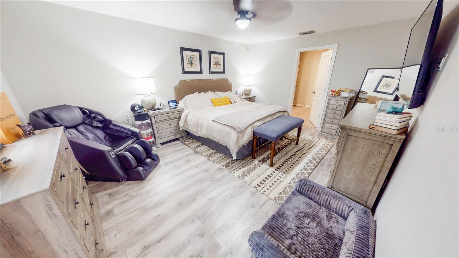 AYERSWORTH GLEN PH 38 - Residential