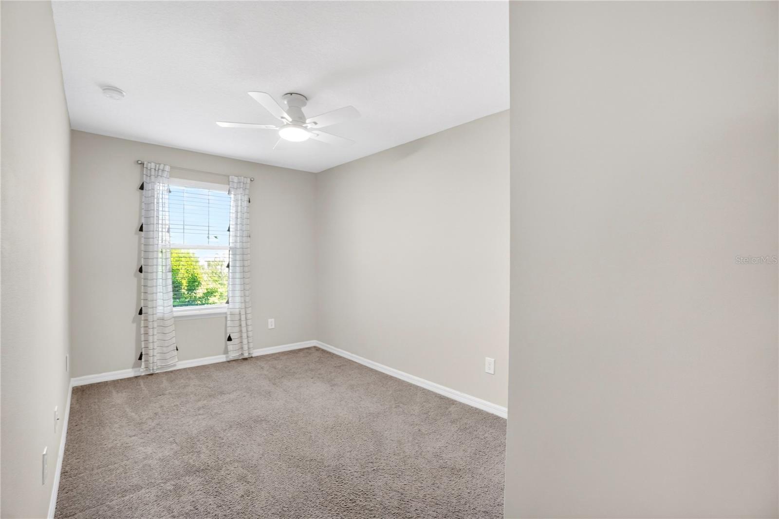 HAWKSMOOR -PH 1 - Residential