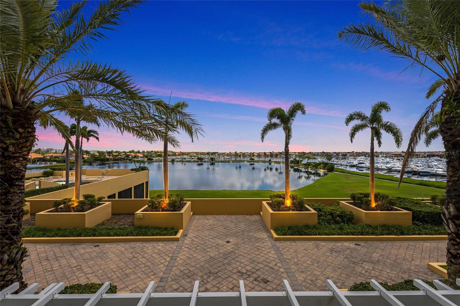 BEL MARE PH II - Residential