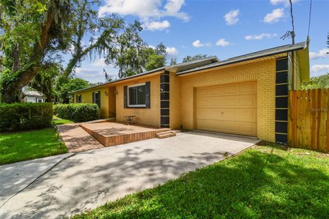 A home in RIVERVIEW