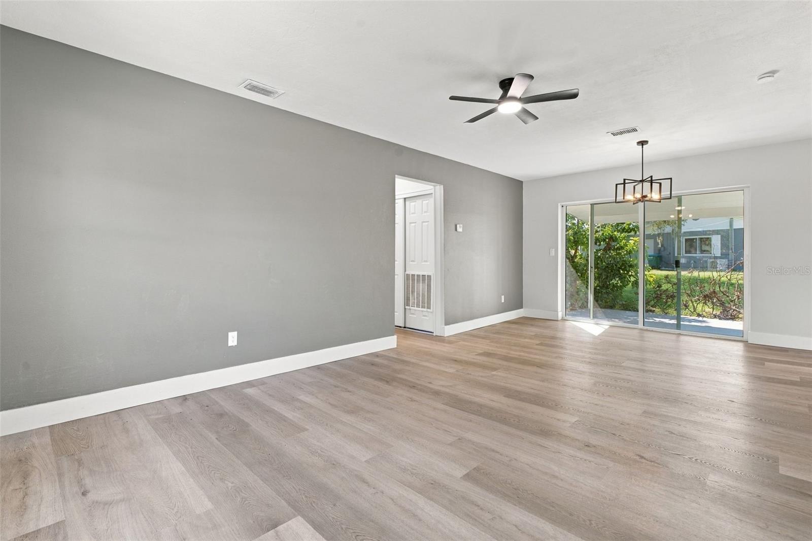 1321 FOUNTAINHEAD DRIVE