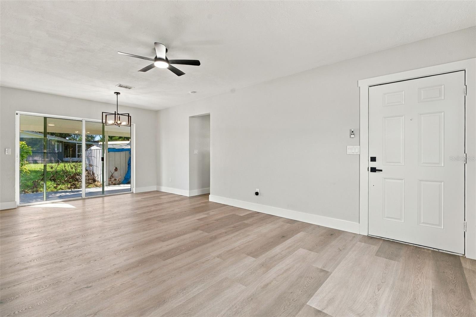 1321 FOUNTAINHEAD DRIVE