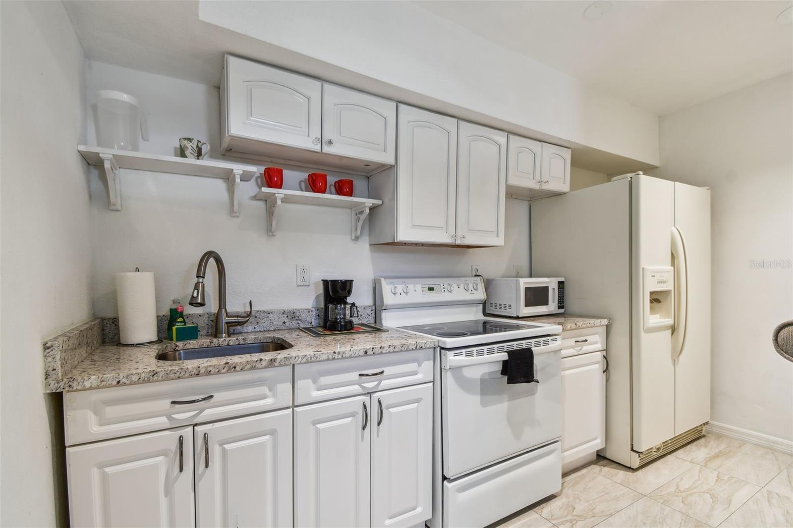 LAKEVIEW HEIGHTS - Residential