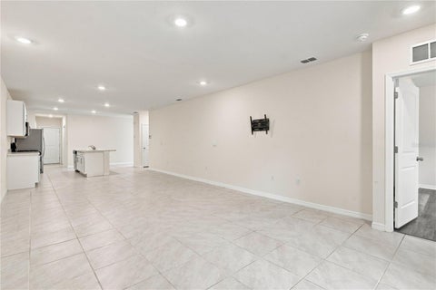 Tiny photo for 20043 Royal Tern Court, Leesburg, FL 34748 (MLS # G5117011)