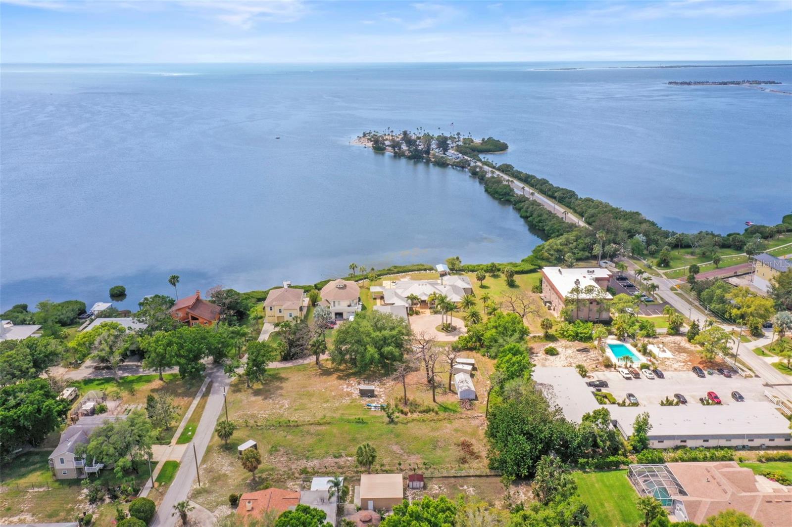 TAMPA & TARPON SPGS LAND CO - Residential